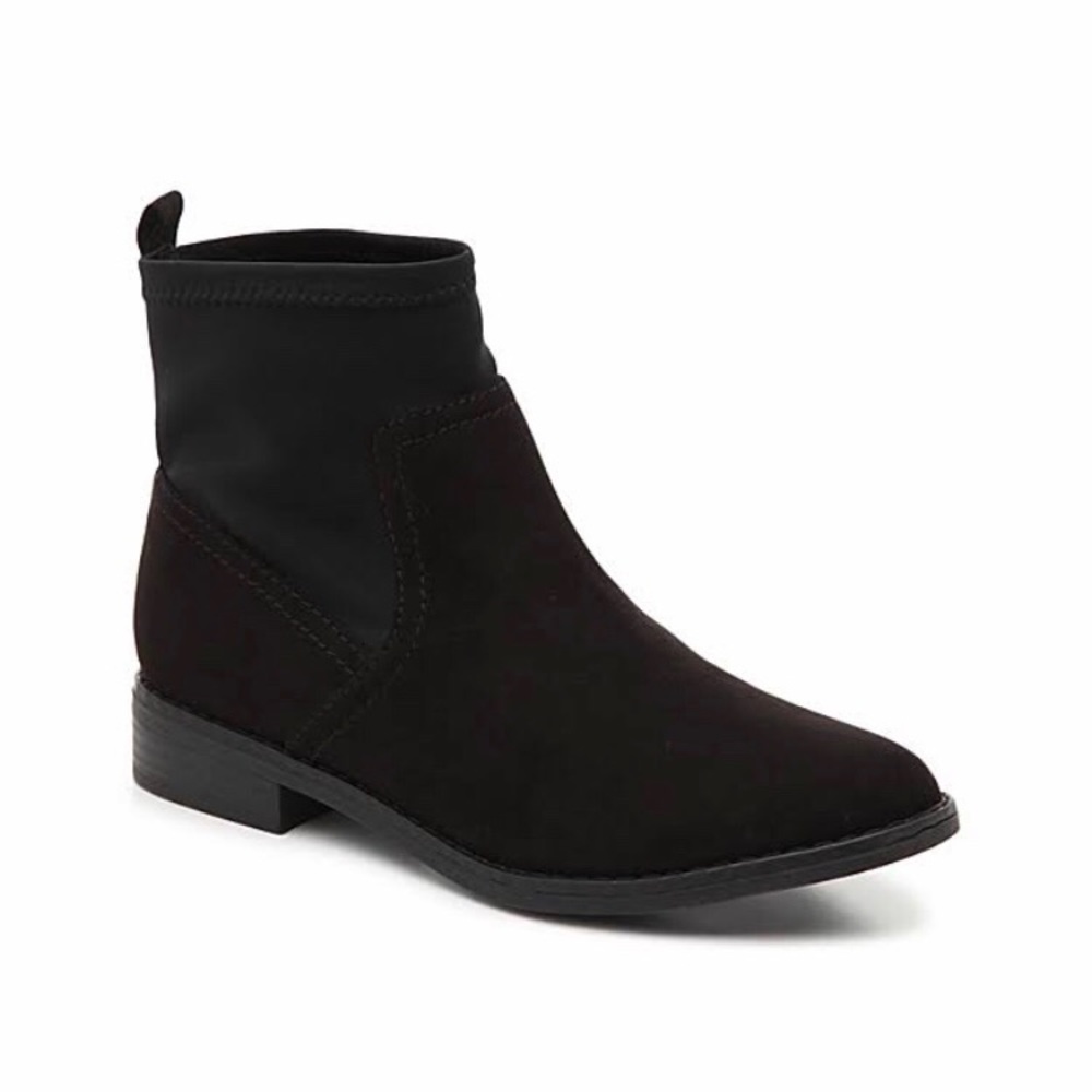 Brand New In Box Rocket Dog Flat Blk Bootie sz 7.5
